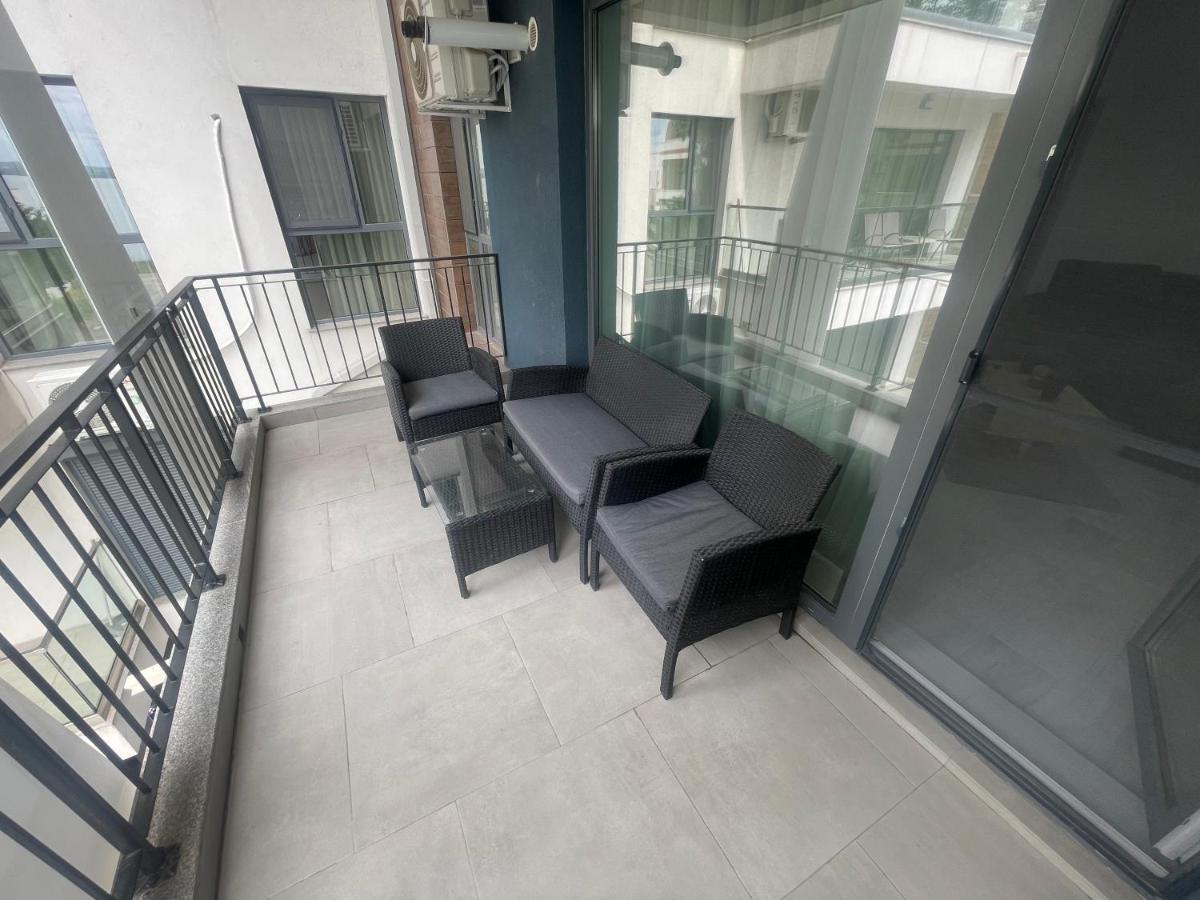 Velier Holiday Apartments Mamaia Eksteriør bilde