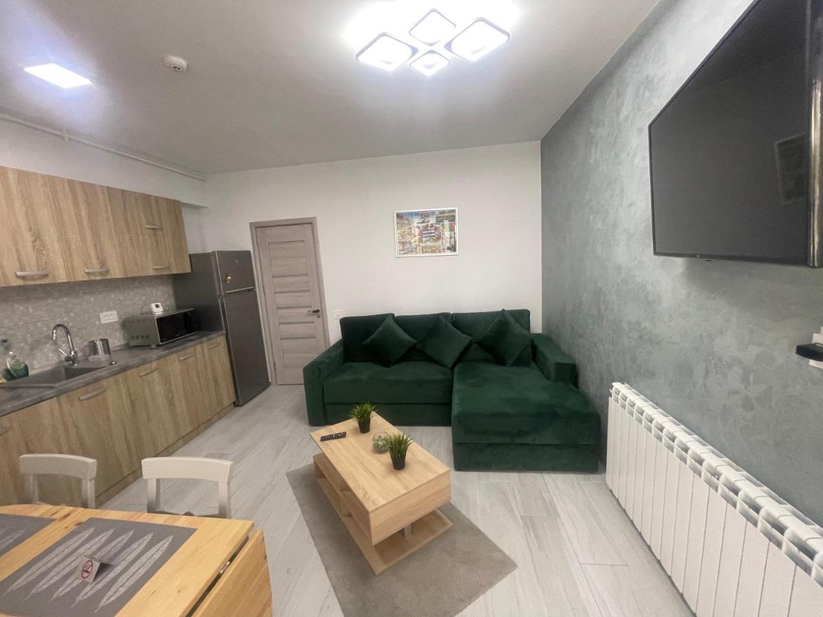 Velier Holiday Apartments Mamaia Eksteriør bilde