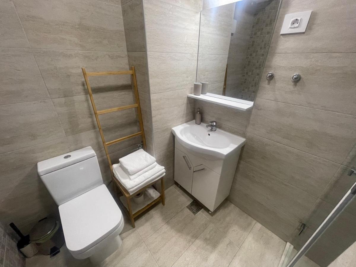 Velier Holiday Apartments Mamaia Eksteriør bilde